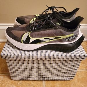 Nike Zoom Gravity 9.5 Man black,gray, white,lime green